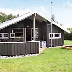 Tranquil Retreat In Mommark - By Traum Holiday home Viboge