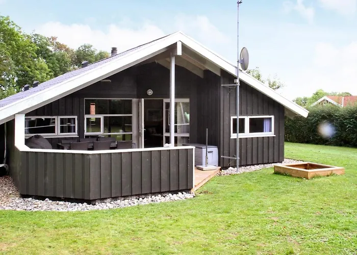 Tranquil Retreat In Mommark - By Traum Holiday home Viboge