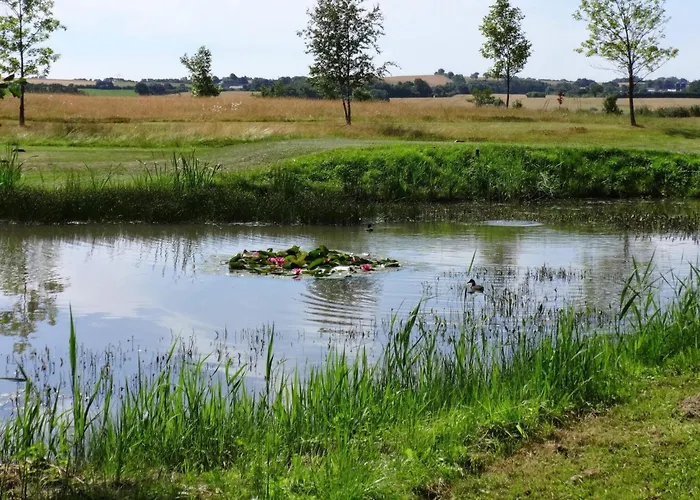 Tranquil Retreat In Mommark - By Traum *